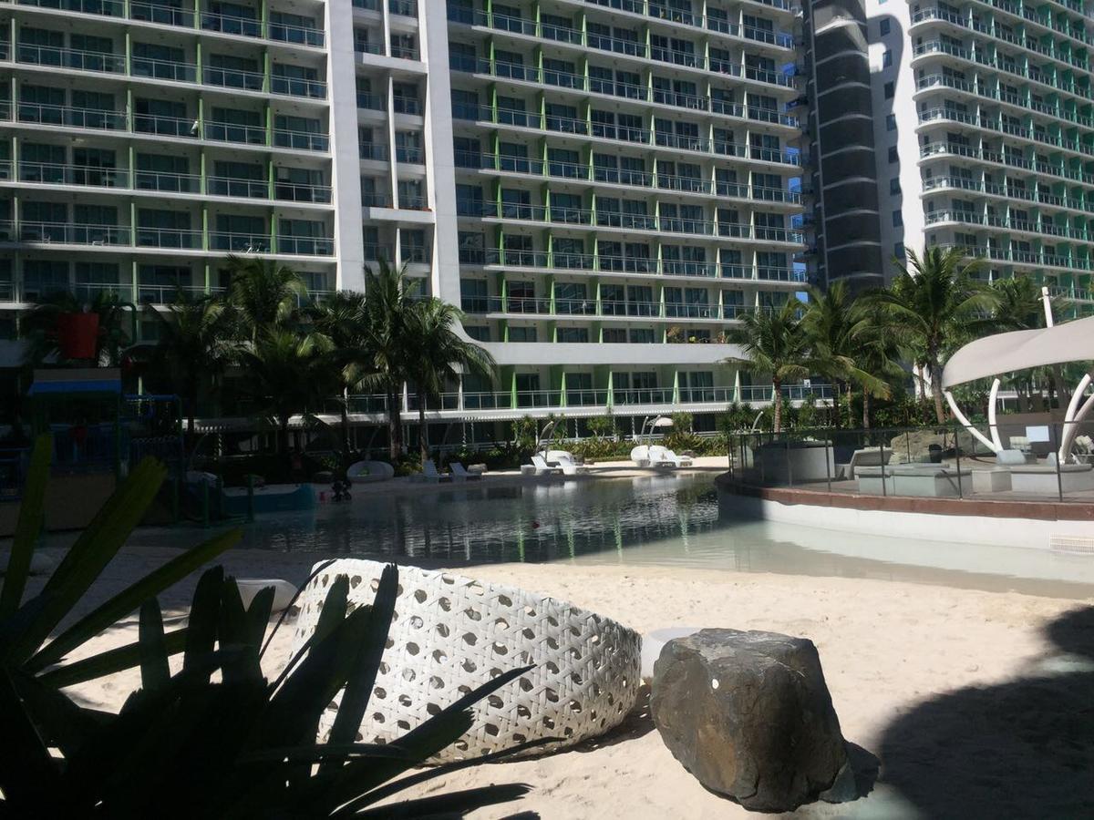 Azure Urban Beach Resort Manila By Radlett מראה חיצוני תמונה