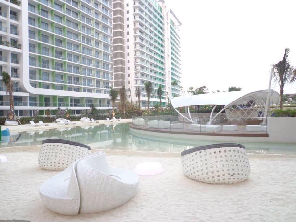 Azure Urban Beach Resort Manila By Radlett מראה חיצוני תמונה