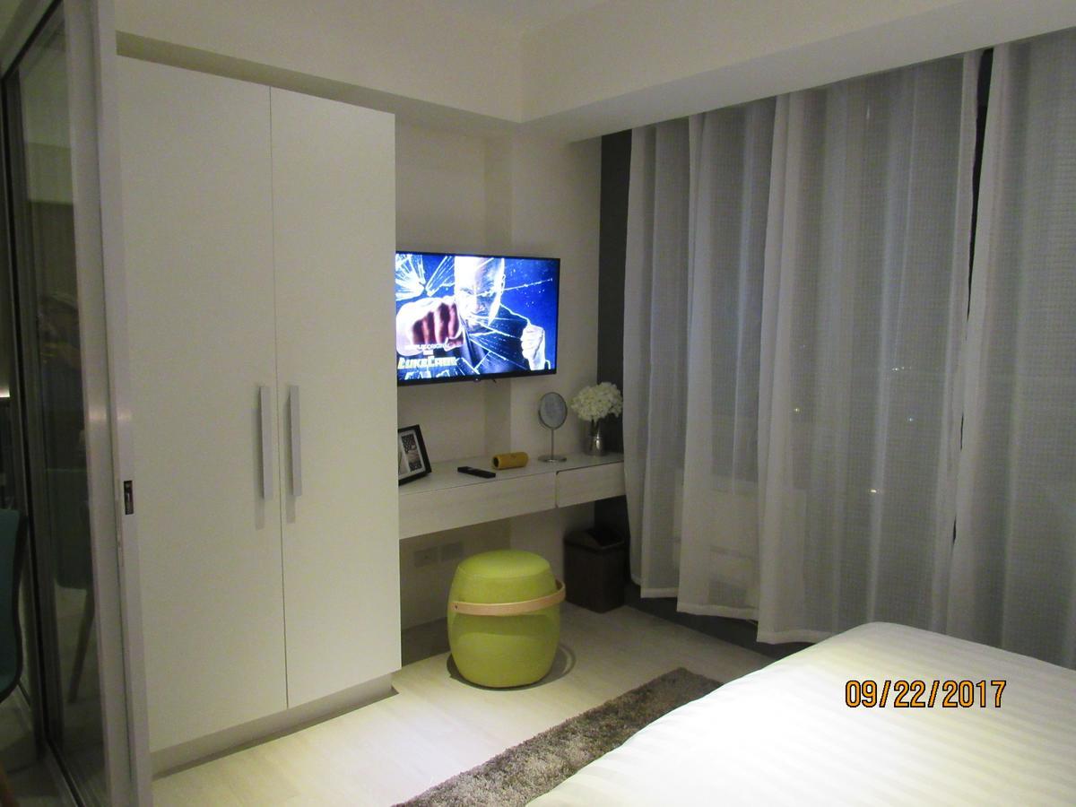 Azure Urban Beach Resort Manila By Radlett מראה חיצוני תמונה