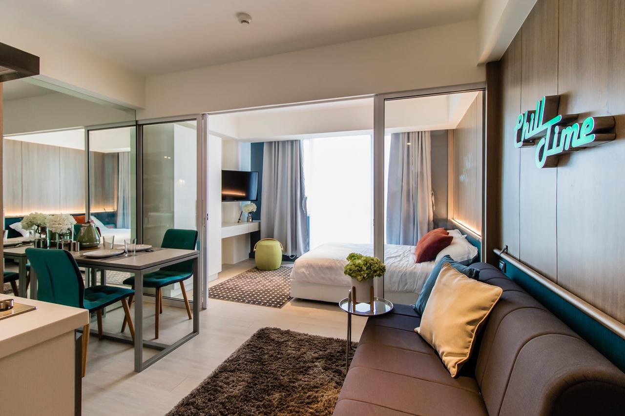 Azure Urban Beach Resort Manila By Radlett מראה חיצוני תמונה